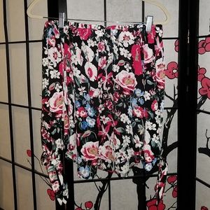 Off-the-shoulder floral print top